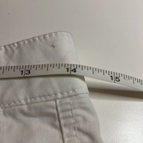 GAP white city shorts 5“ inseam front & back pockets belt loops mid rise size 00 - Picture 12 of 14
